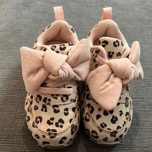 New w/o tags! Toddler leopard print sneakers